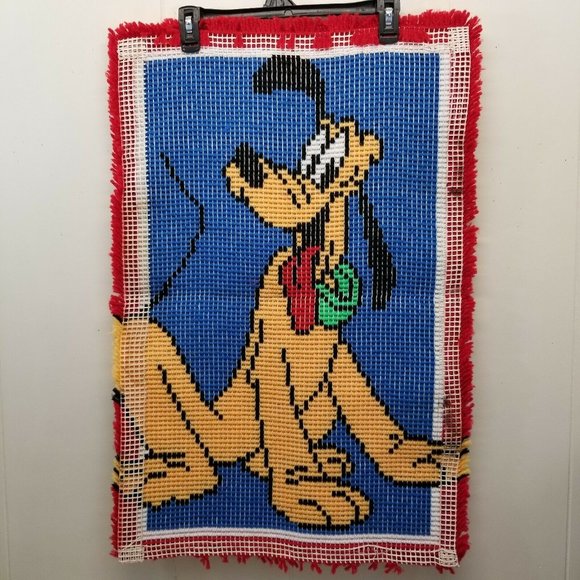 Donald Duck Pluto Latch Hook Complete Wall Hanging - Picture 5 of 5